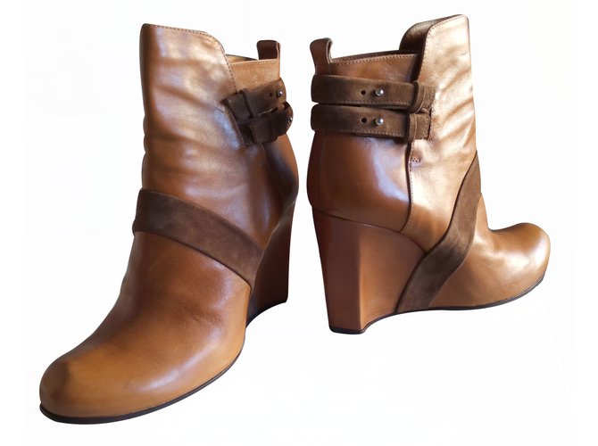 Autre Marque Beautiful ankle boot  by Costume national Brown Leather  ref.17403