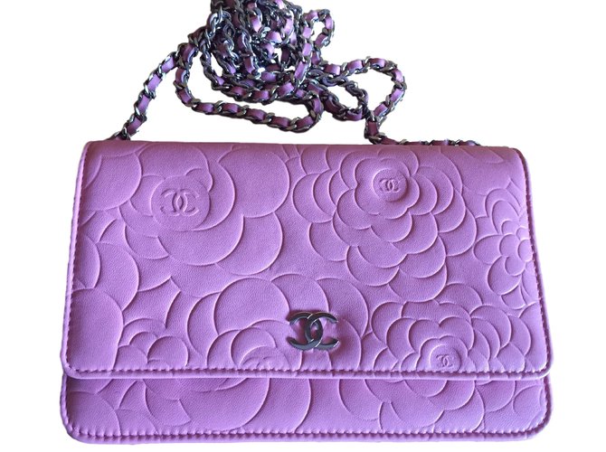 Wallet On Chain Chanel Camelia WOC Rosa Couro  ref.17435