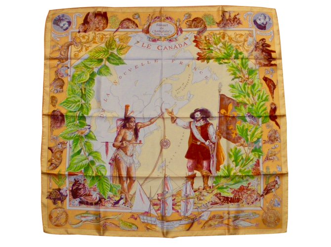 Hermès Lenços de seda Multicor  ref.17819