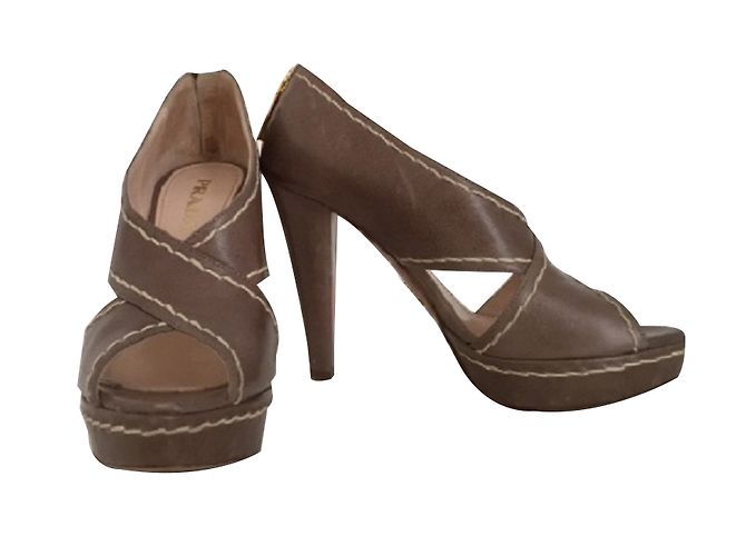 Prada Beige Leather Heels Size 36.5