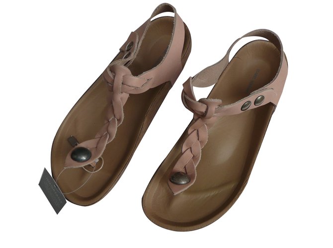 brook sandals