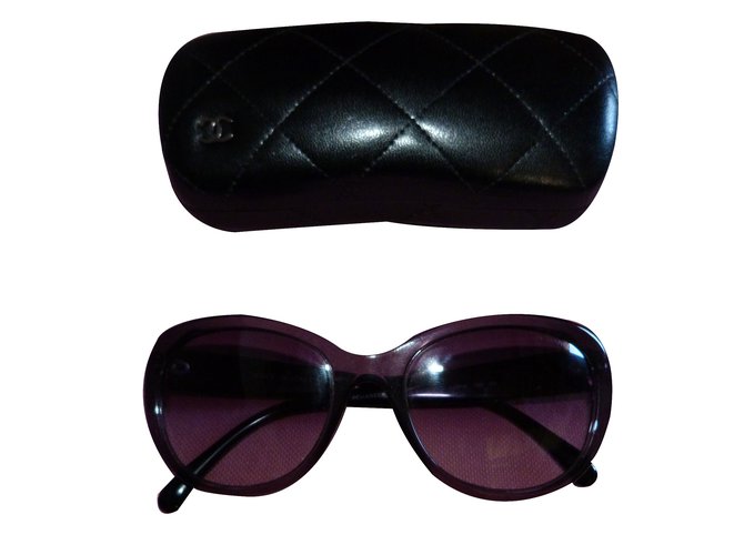 Chanel Sunglasses Camélia ref 5187H Black Plastic  ref.18543