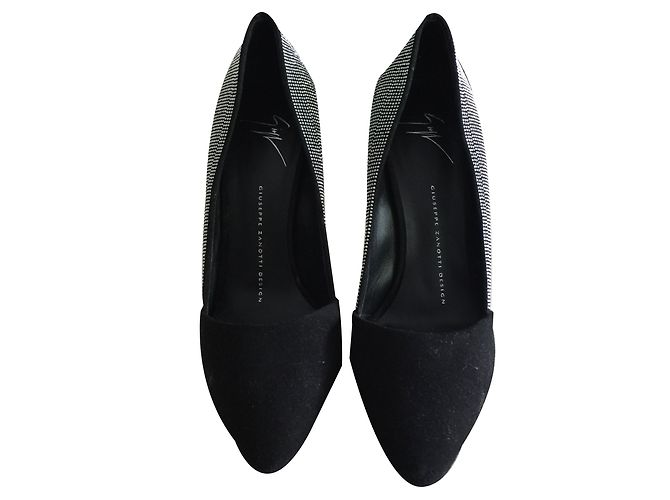 Giuseppe Zanotti Pumps aus Hirschleder Schwarz Größe 38