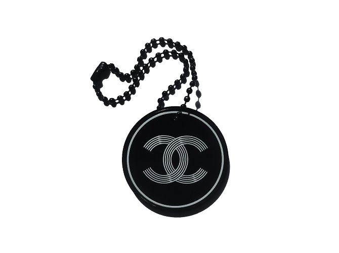 Chanel Amuletos bolsa Negro