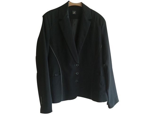 Eva Kayan Skirt suit Black Polyester  ref.19615