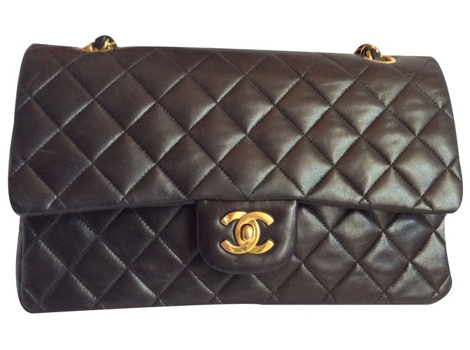 Chanel Timeless Black Leather  ref.19650