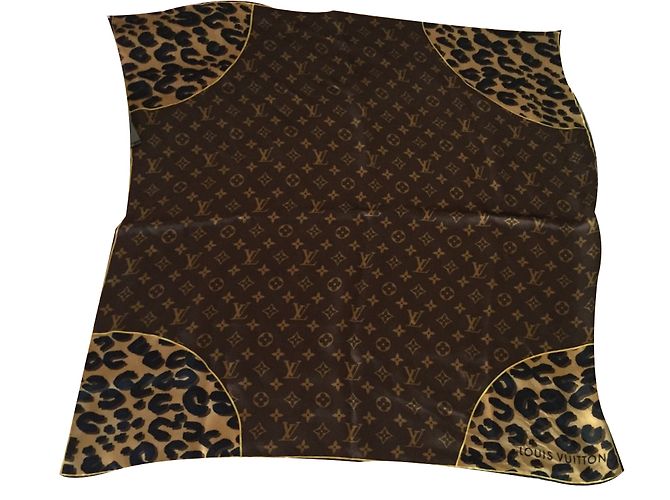 Louis Vuitton Bufandas de seda Estampado de leopardo