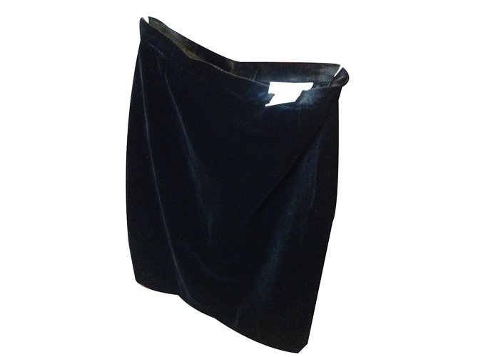 Yves Saint Laurent Skirt Black Velvet  ref.20280