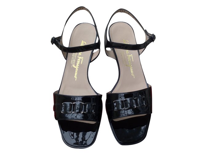 ferragamo black sandals