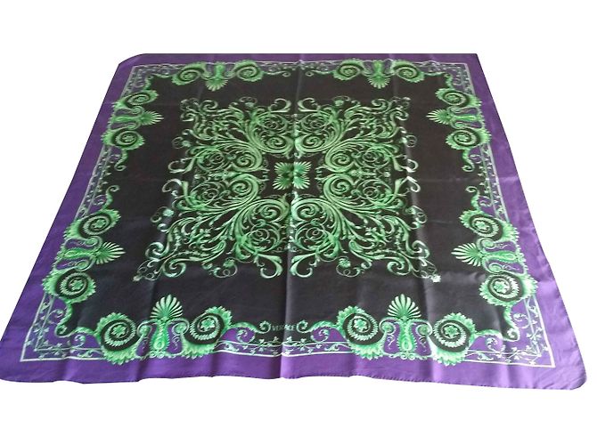 Sciarpa Versace in seta multicolore 90x90 cm 