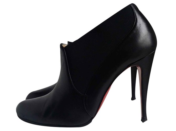 Leather boots Christian Louboutin Black size 39.5 IT in Leather