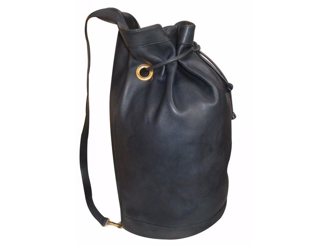 Hermès Backpacks Khaki Leather  ref.21006