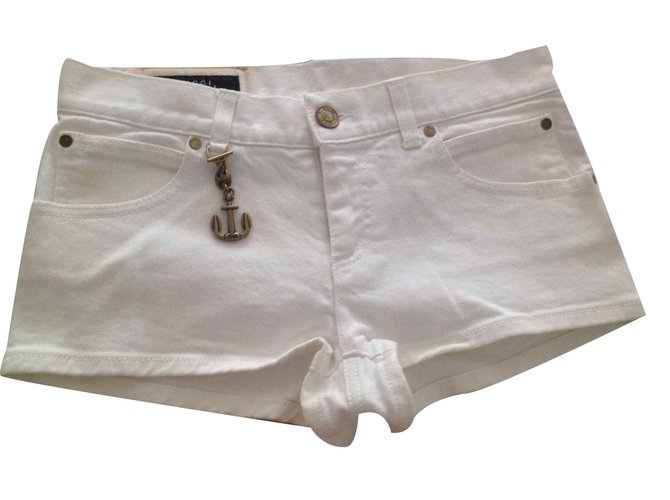 Gucci Pantalones cortos Blanco Juan  ref.21123