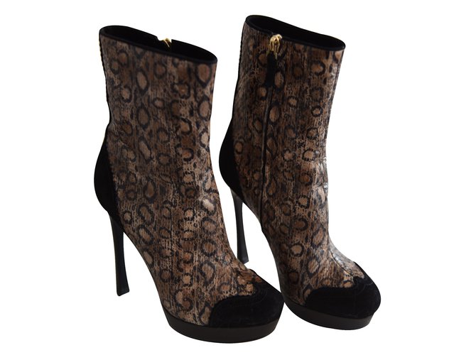 Yves Saint Laurent Ankle Boots Python print Exotic leather  ref.21312