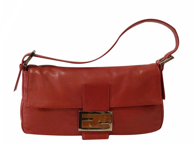 Fendi Baguette Shoulder Bag Red Leather  ref.21609