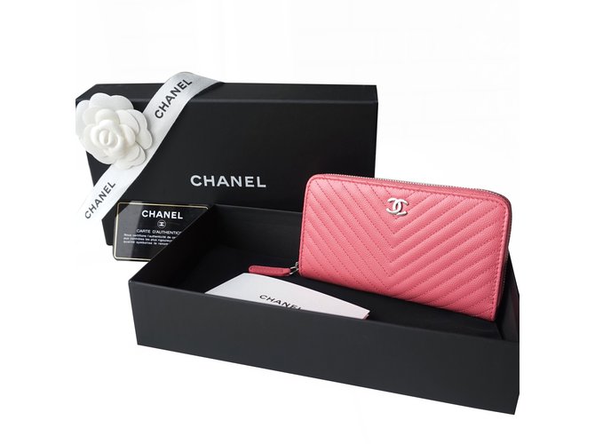Chanel Portefeuille Zippy Cuir Rose  ref.21784