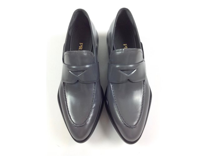 Prada Flats Grey Leather  ref.21859