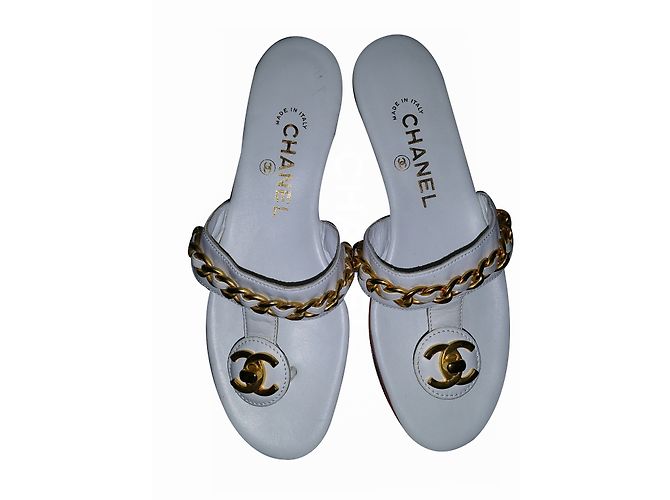 Chanel Sandalen Weiß