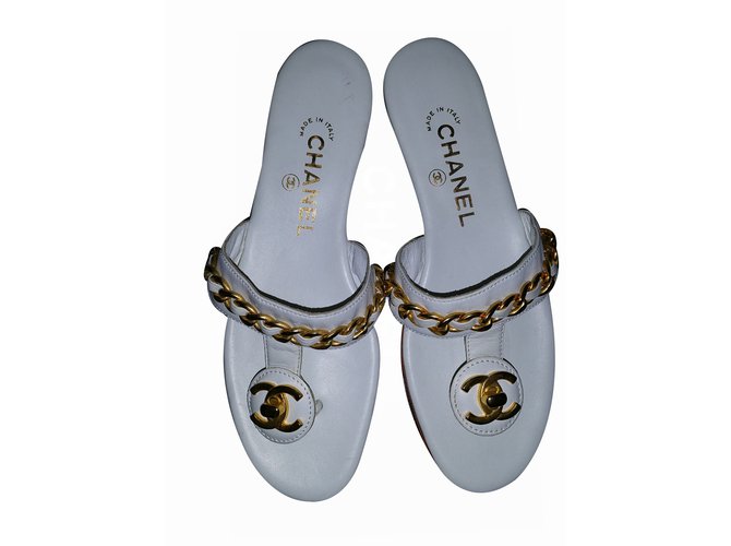 Chanel Sandálias Branco Couro  ref.21906