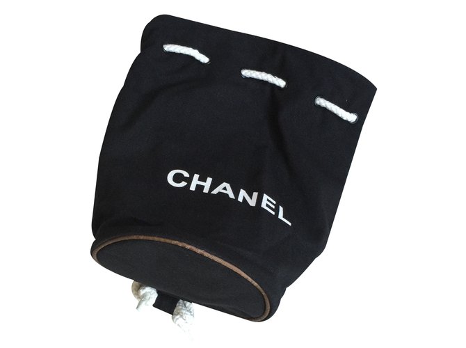 Chanel Backpack Black  ref.21936