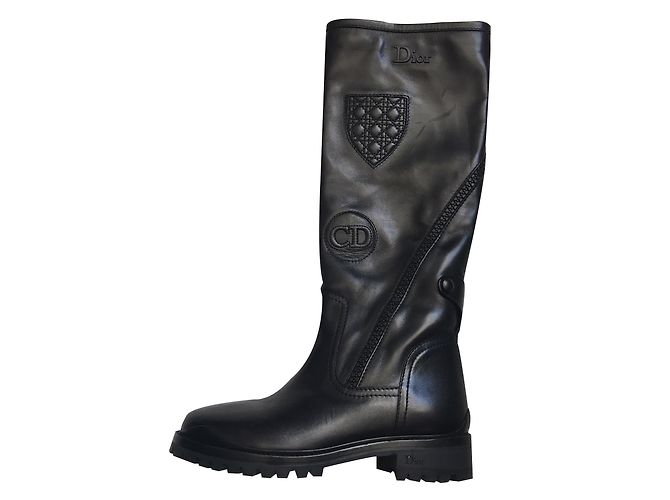 Botas Christian Dior en cuero negro