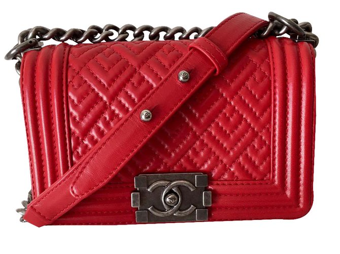 Chanel Boy Red Leather  ref.22011