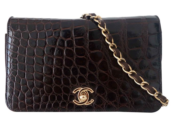 Chanel saco de crocodilo marrom vintage Couros exóticos  ref.22061