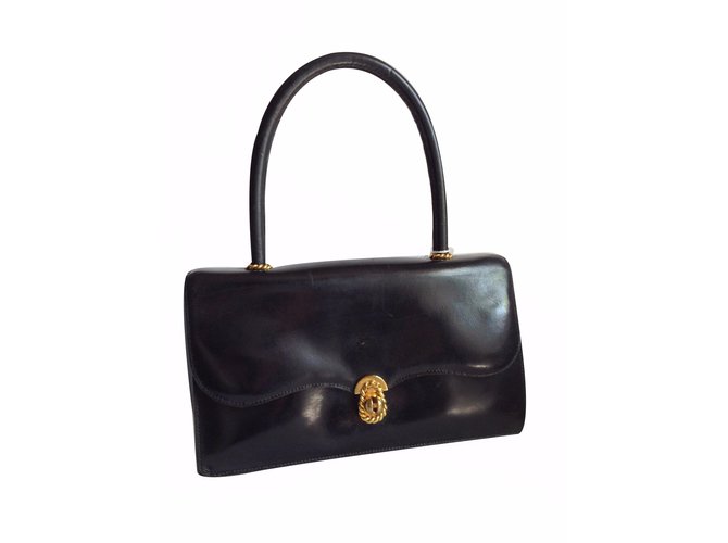 Hermès Handbags Black Leather  ref.22184