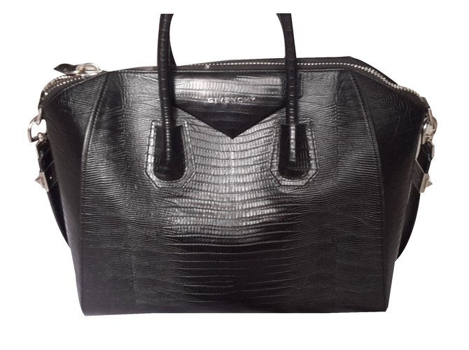 Givenchy Handbag Black Leather  ref.22321