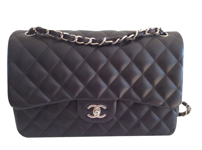 Timeless Chanel Handbag Black Leather  ref.22323