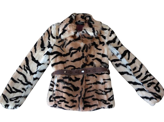 Thes & Thes Coat Brown