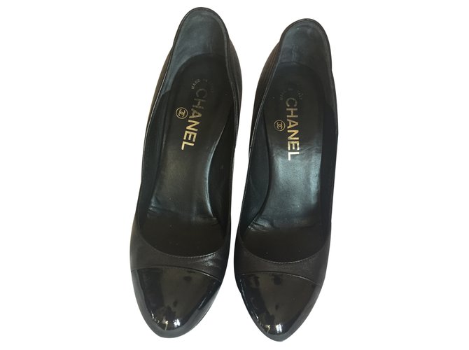 Chanel Heels Black Leather  ref.22569