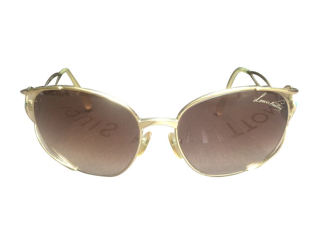 Louis Vuitton Sonnenbrille Beige Glas  ref.22697