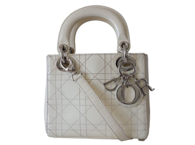 Christian Dior Handbags Cream Patent leather  ref.22723