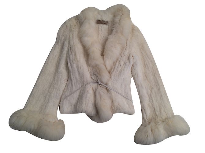 Rizal Jacket Eggshell