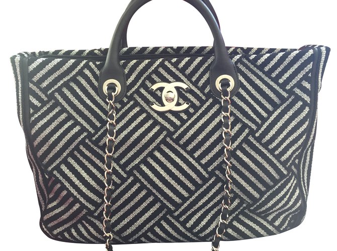 Chanel Shopping Bag  ref.23206