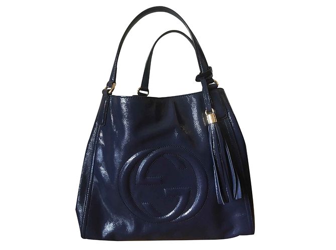 Bolsa Gucci em couro envernizado azul