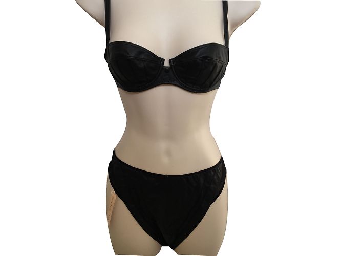 Autre Marque Lise Charmel BH und String Set Schwarz Polyamid T85B