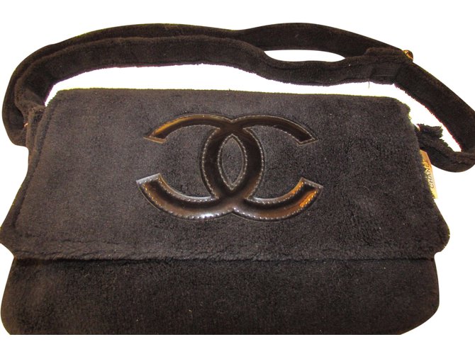 Chanel Unterarmtasche Schwarz Leinwand  ref.23985