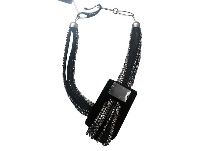 Giorgio Armani Collar de cristal