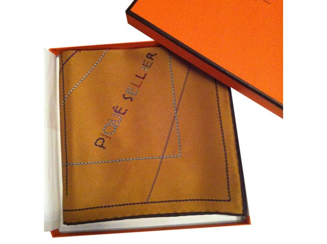 Hermès Sciarpa Marrone Seta