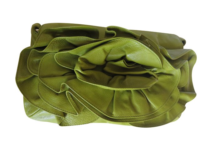 Yves Saint Laurent Clutch bag Green Leather  ref.24497
