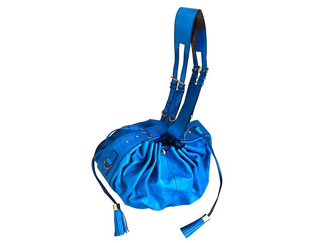 Bolsa Givenchy Pumpkin em couro turquesa Azul
