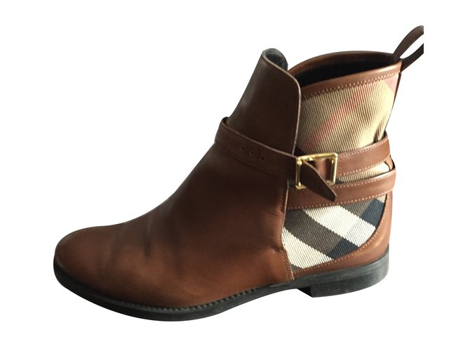 Burberry Ankle Boots Caramel Leather  ref.24603