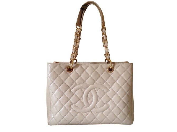 Chanel Handtasche Leder  ref.24668