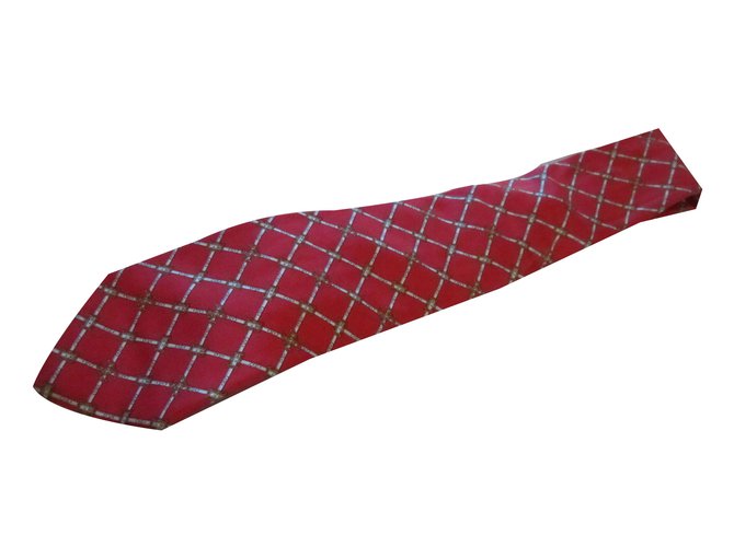 Chanel Krawatte Rot Seide  ref.24683