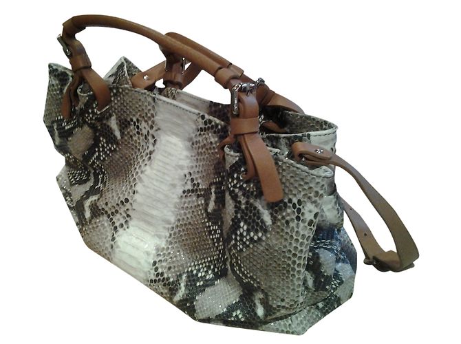 Fairmount Tote Impressão em python