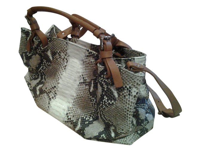 Fairmount Tote Python drucken