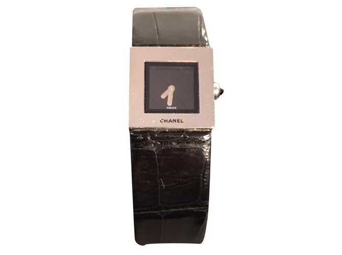 Chanel Feine Uhr Schwarz Exotisches Leder  ref.24794