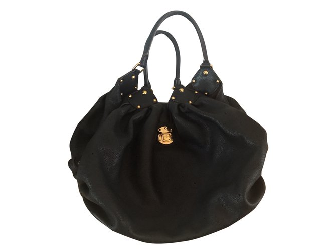 Louis Vuitton Mahina L Cuir Noir  ref.24978